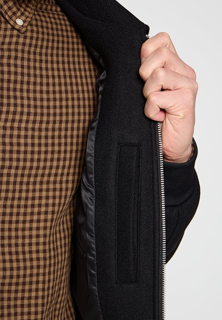 Lindbergh Übergangsjacke Media 5