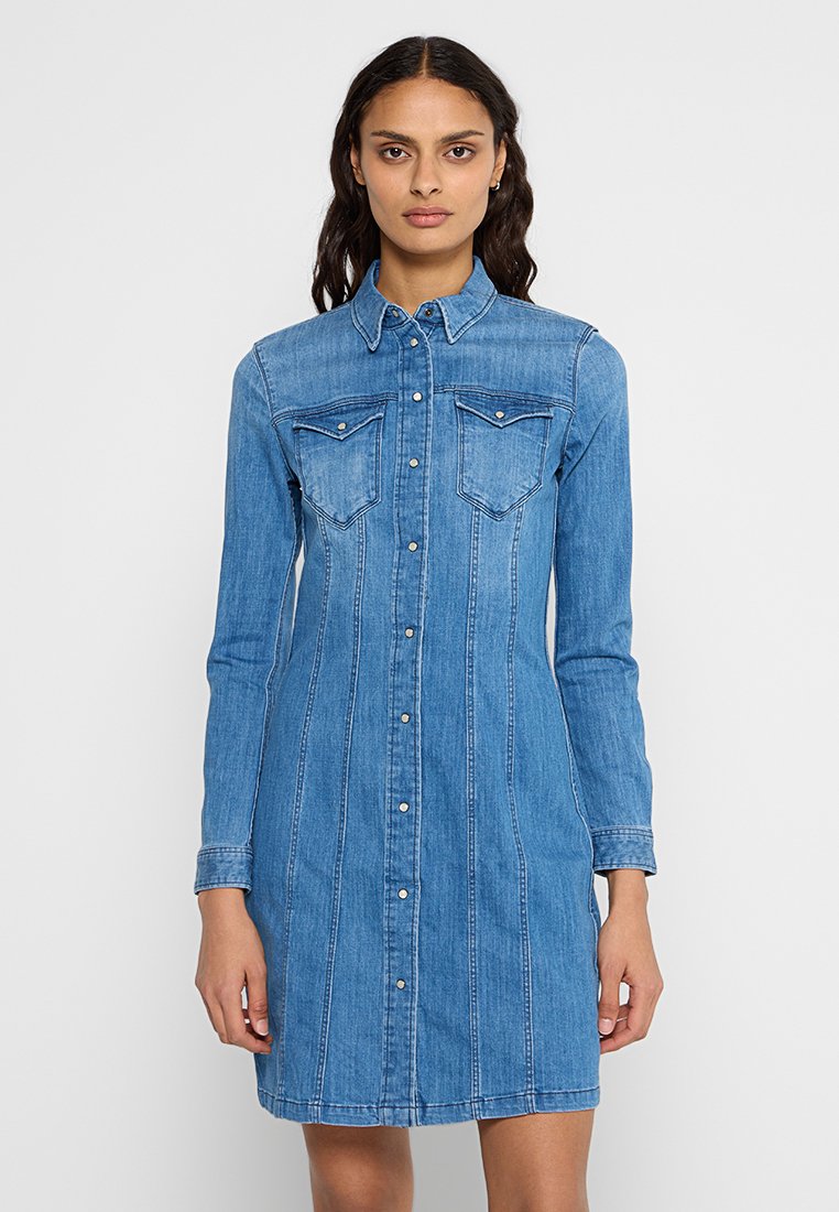 TACOMA SLIM FIT Media 1