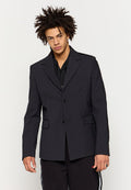 Schwarze Nadelstreifenblazer mit Reverskragen, zwei Vorderaschen, Ein-Knopf-Verschluss und glatter Stoffstruktur.