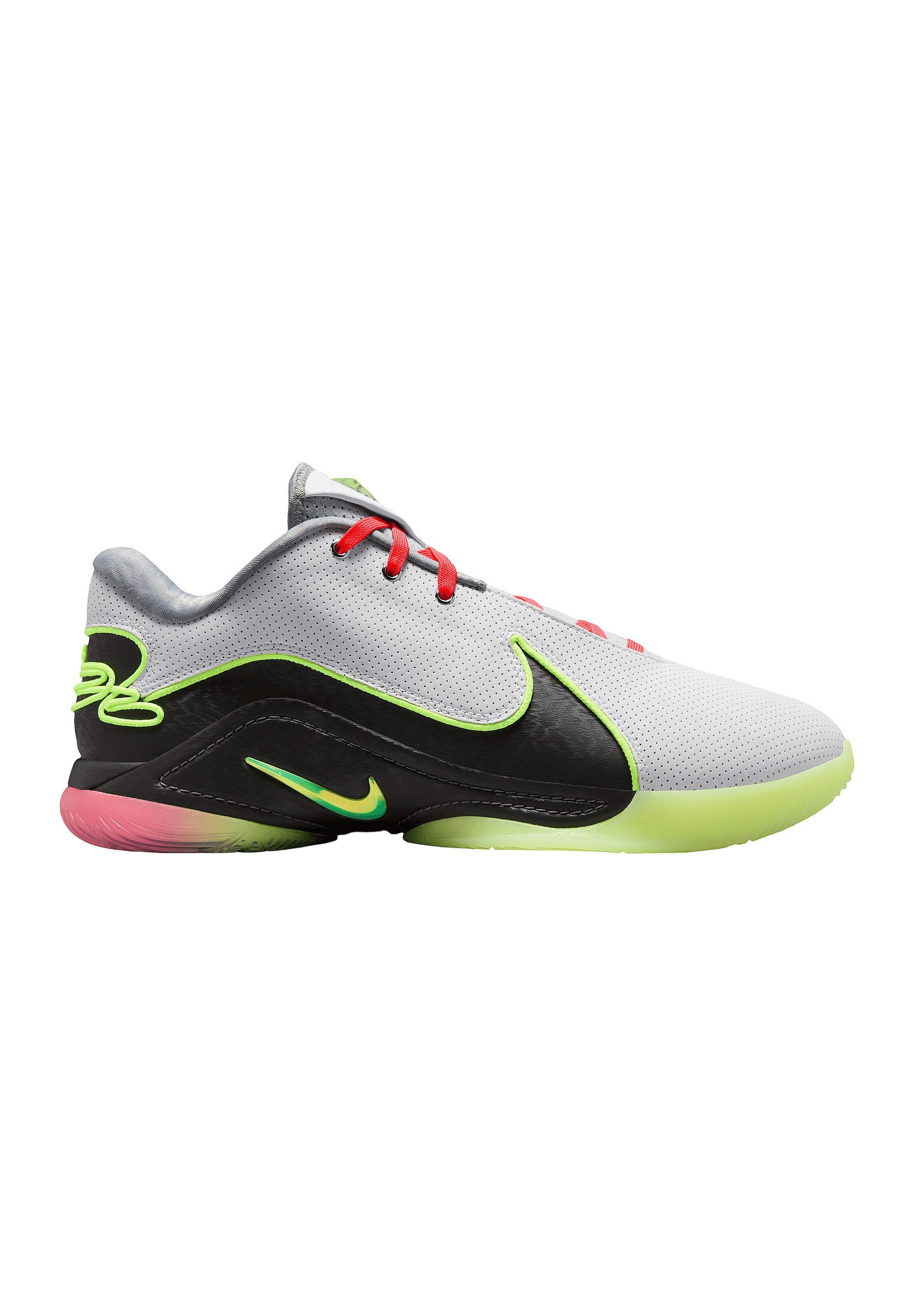 Nike Performance LEBRON
