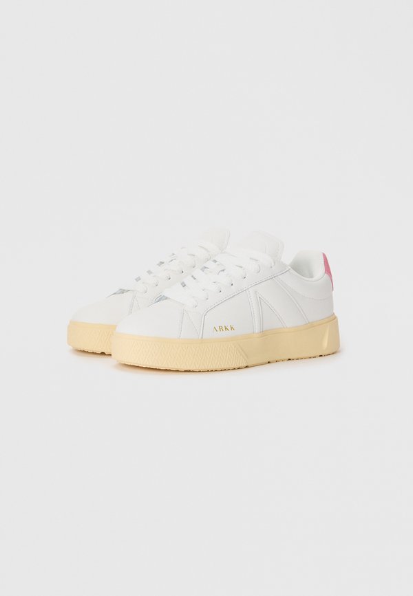 ARKK Copenhagen ESSENCE UNISEX