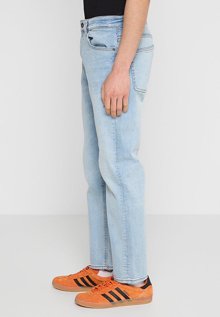 Regular fit ONSWEFT Mid waist Media 2