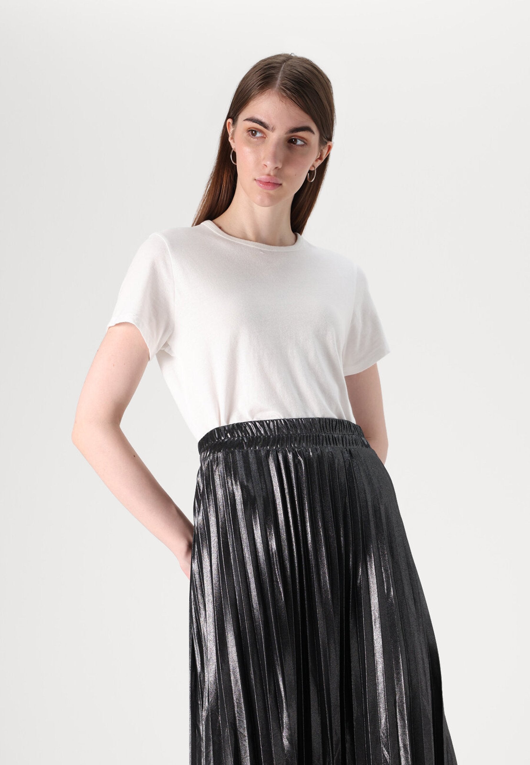 ONLLYON SHINE SKIRT Media 5