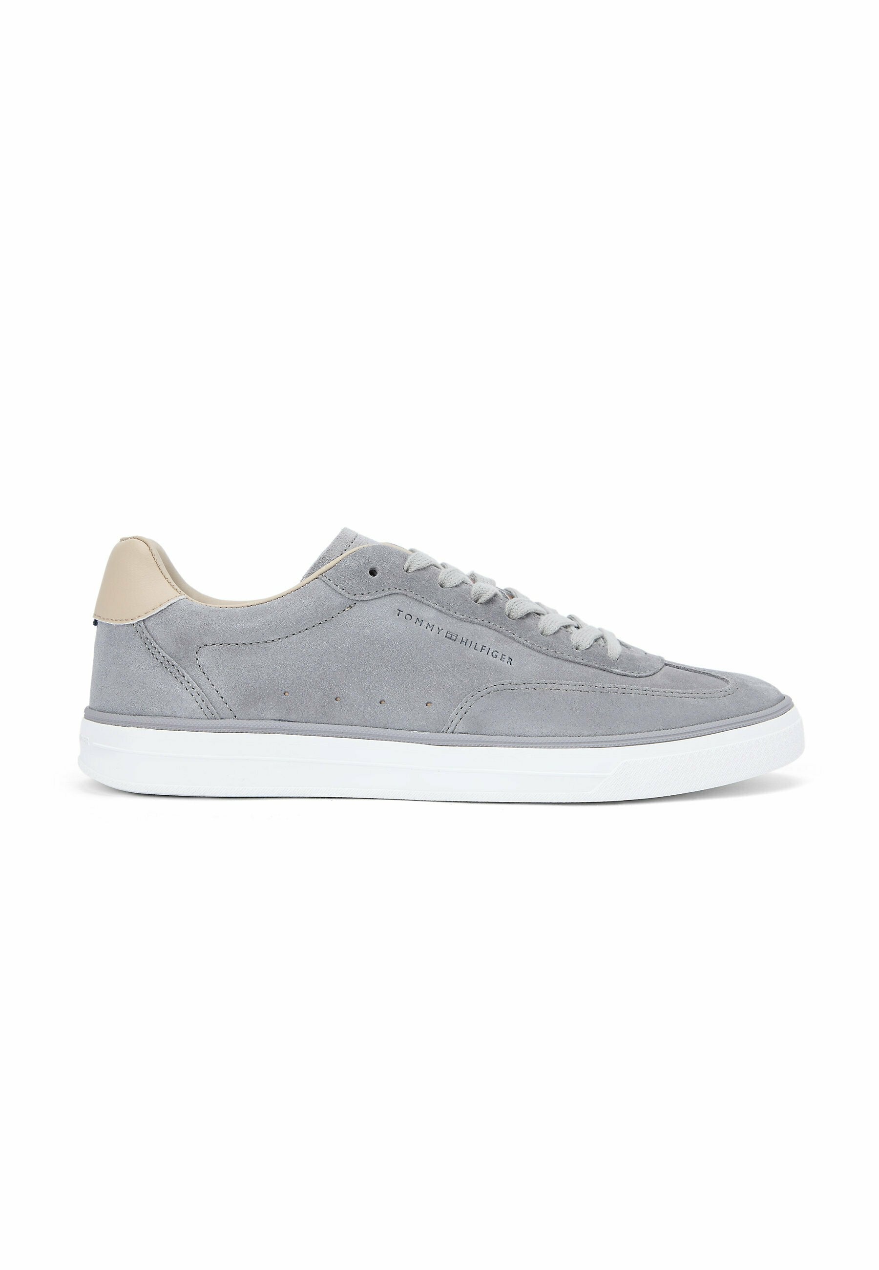 LUXE EMBOSSED LOGO  Media 7