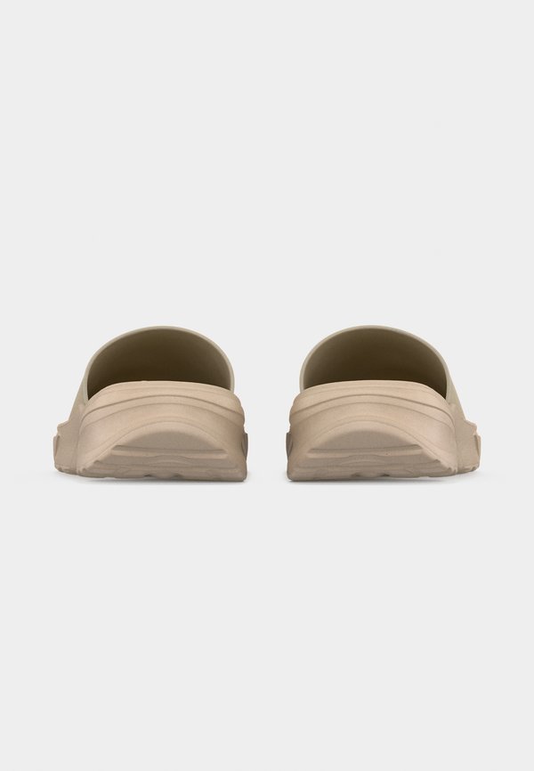 Calvin Klein RECOVER RUNNER