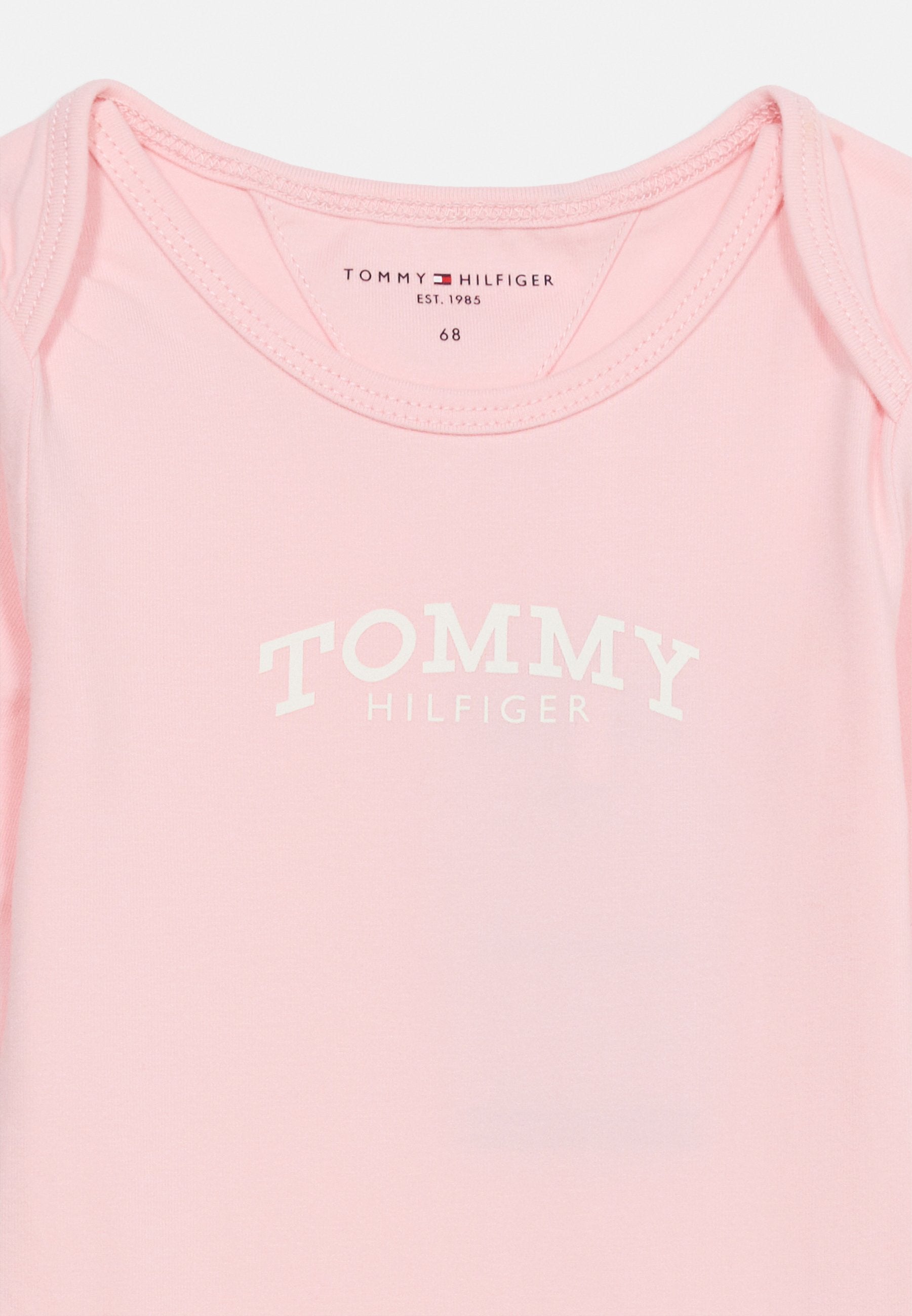 Tommy Hilfiger MONOTYPE