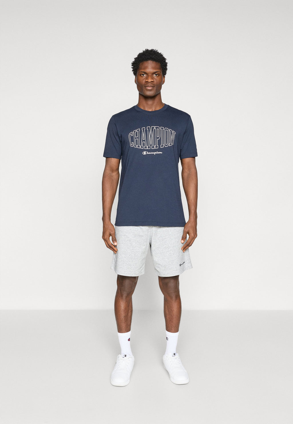 Champion CREWNECK WITH GRAPHICS