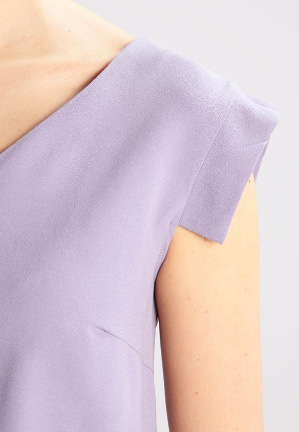 Slacks & Co. CHARLIZE