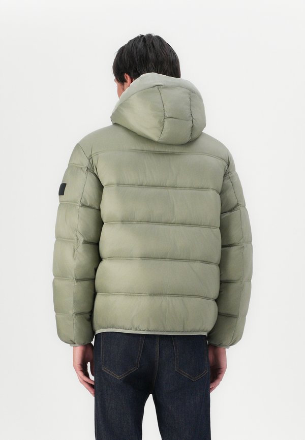 Tommy Jeans HOODED LOGO PUFFER