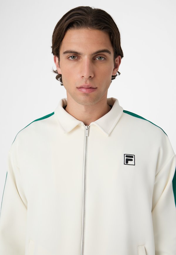 Fila COMO TAPED TRACK