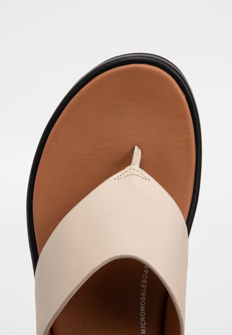 FitFlop F-MODE