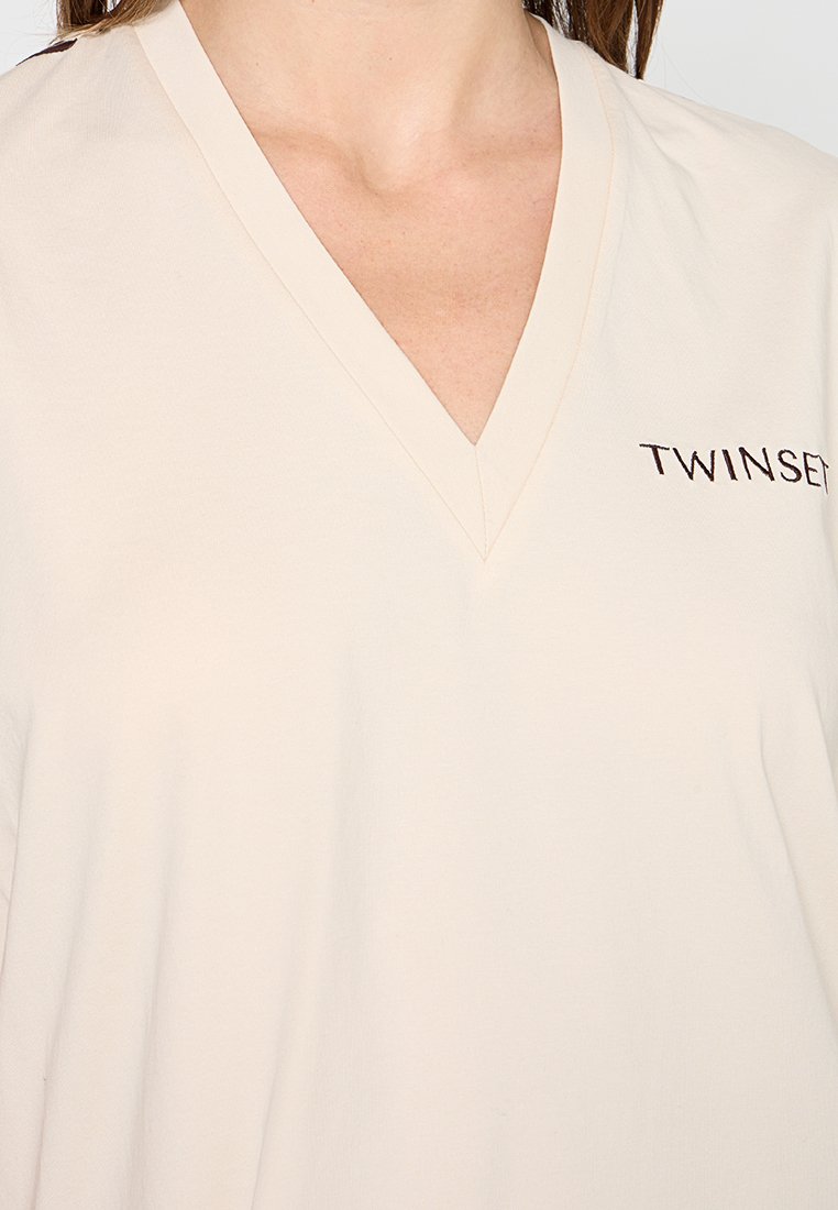 TWINSET