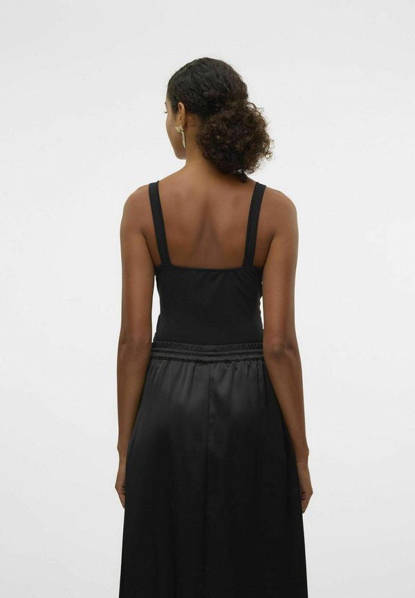 Vero Moda  VMESTA