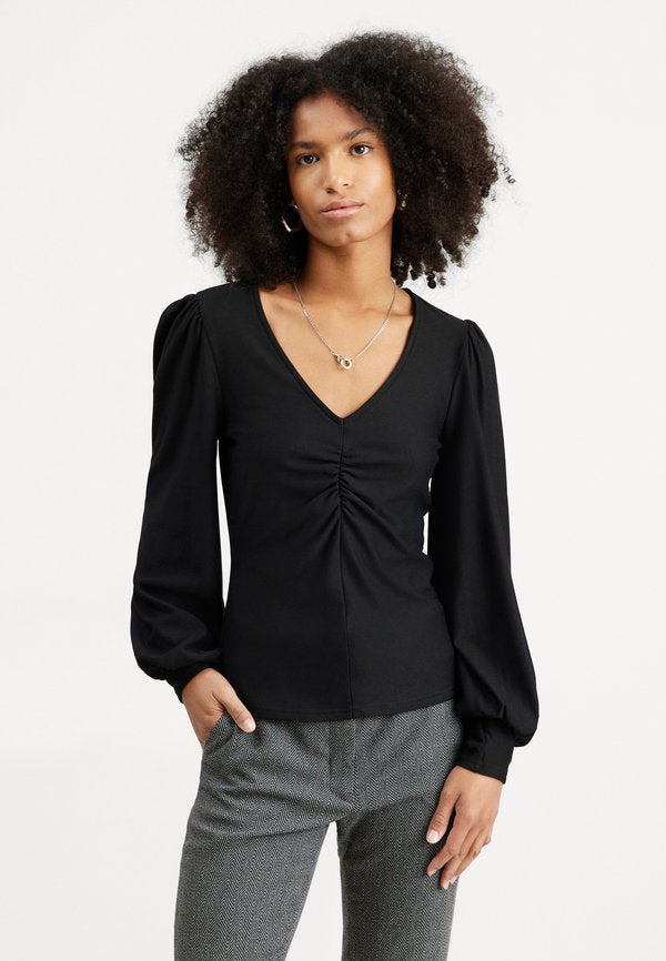 Gestuz RIFA V-NECK