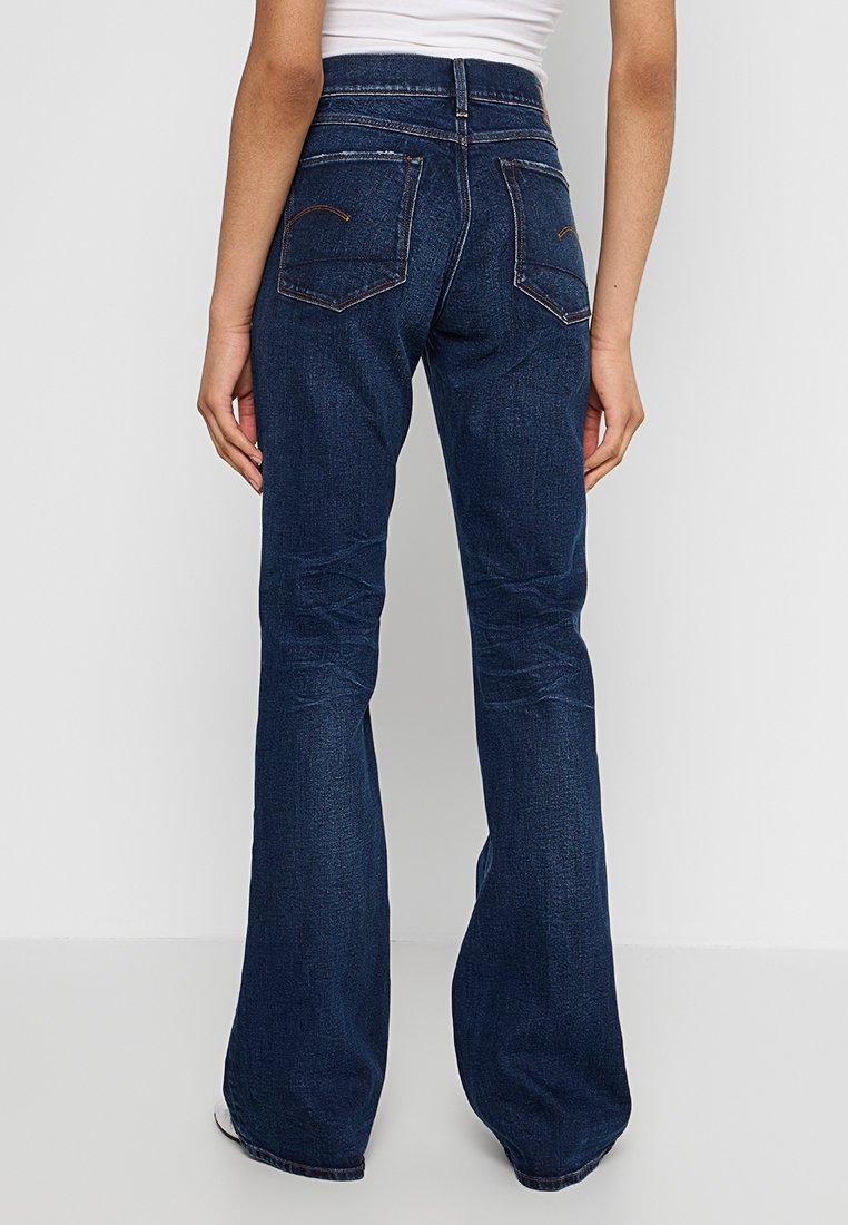 G-STAR Flared Jeans Media 3