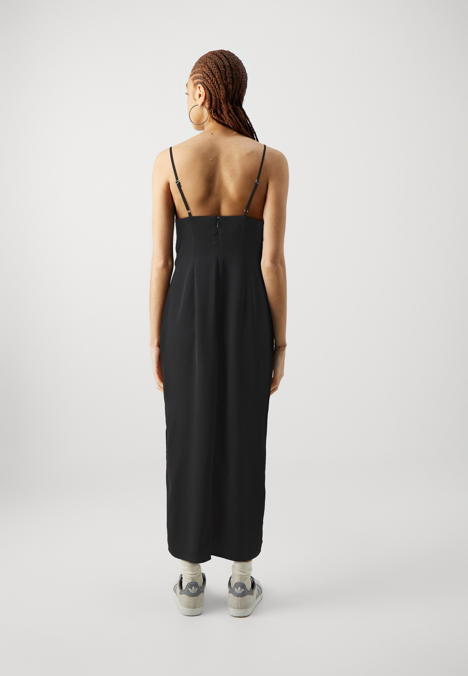 ONLIRIS THALIA LIFE STRAP MIDI DRESS Media 4