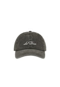 Dunkelgraue Baumwoll-Baseballkappe mit gebogenem Schirm. Mit gesticktem "Les Deux"-Logo in Weiß auf der Vorderseite. Texturiertes Material.