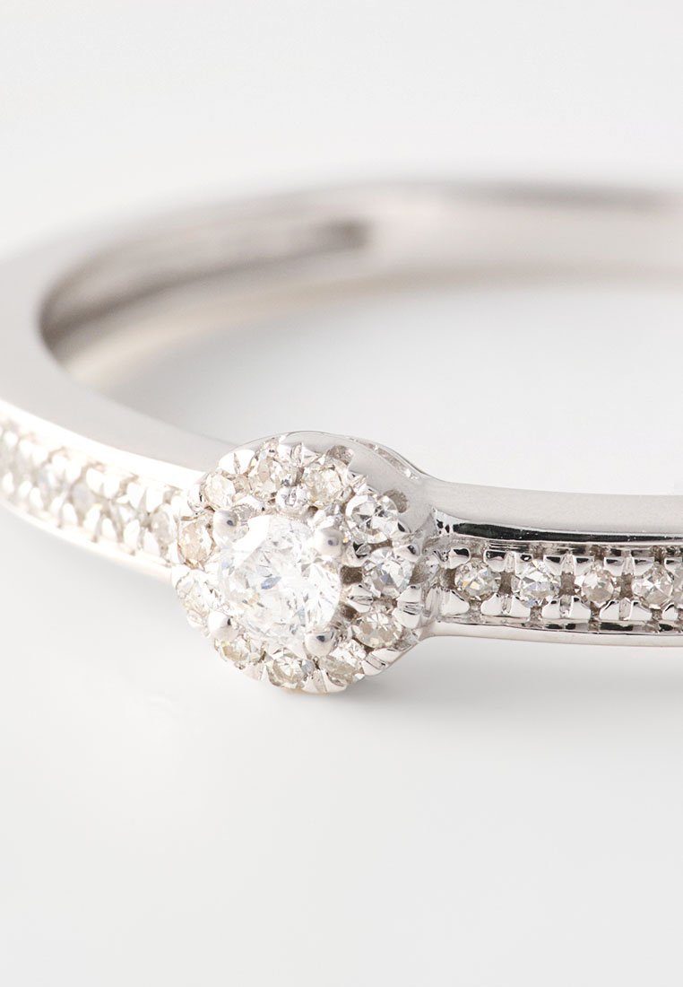 Le Diamantaire MITHRA 0.1 CT DIAMOND