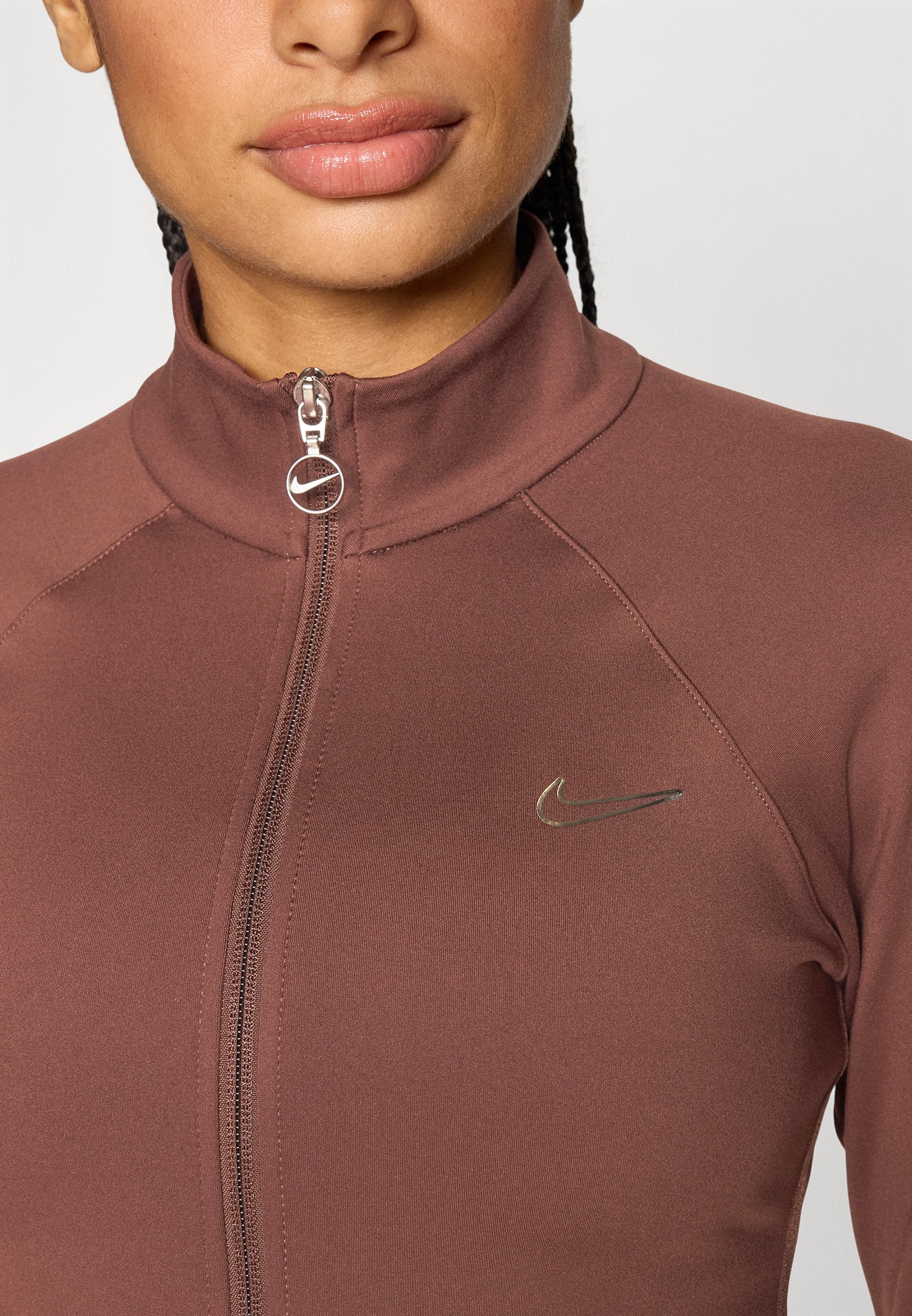 Nike Performance FITTED