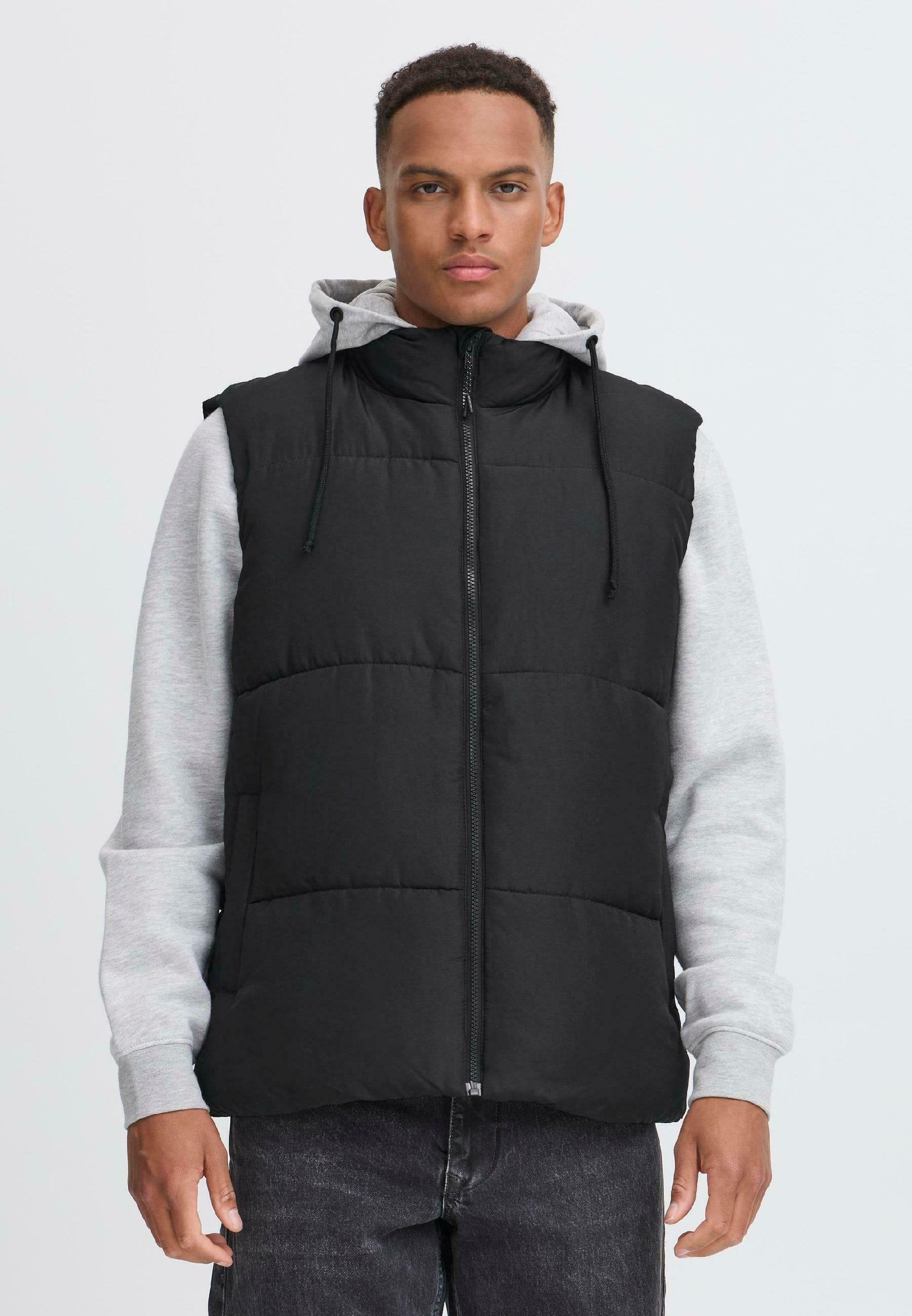 BHELWIN HOODED Media 3