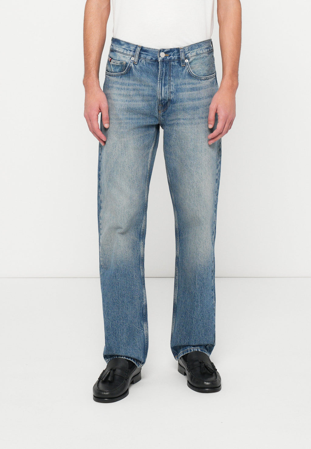 WHISKERED REGULAR STRAIGHT LEG JEANS Media 3