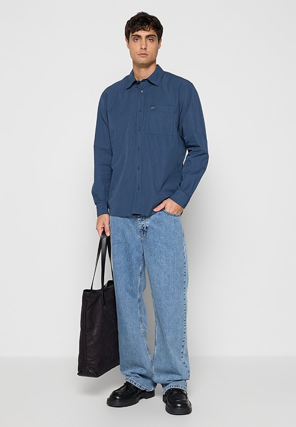 Lacoste RELAXED FIT