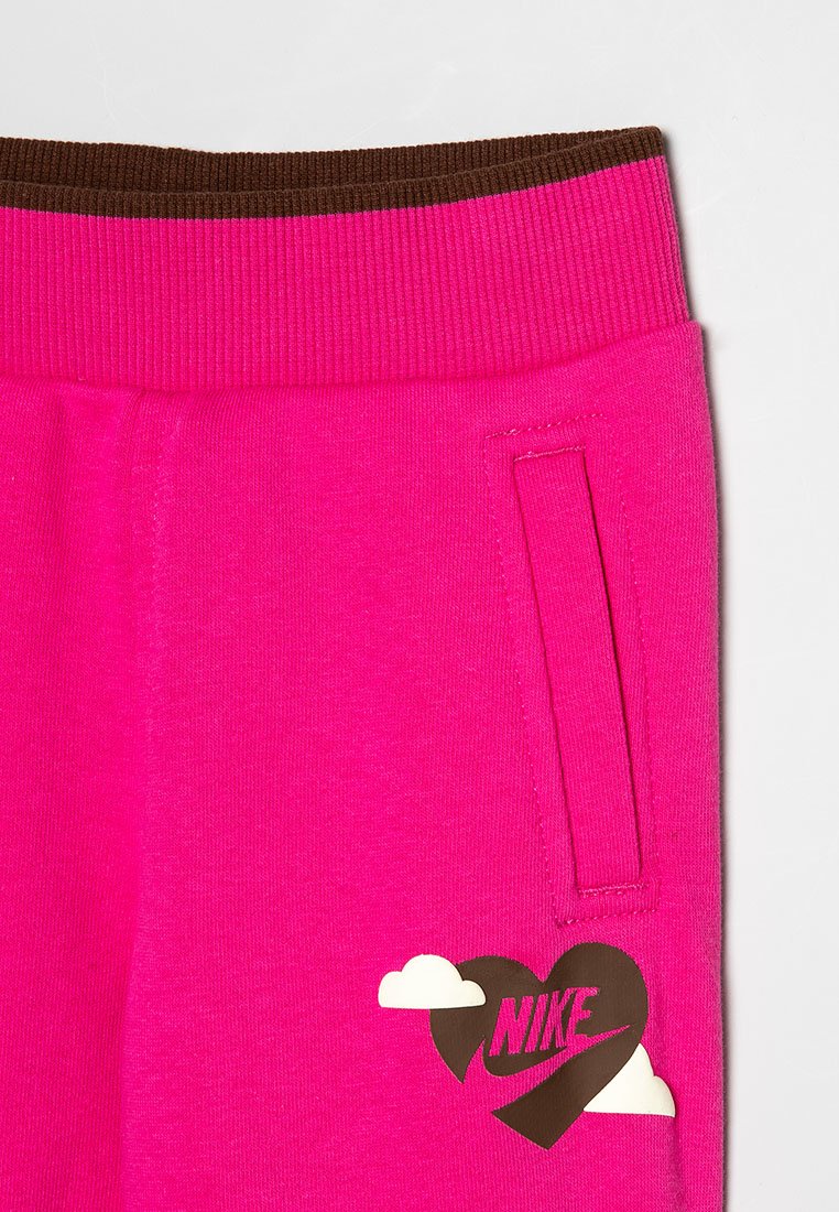 Nike Sportswear