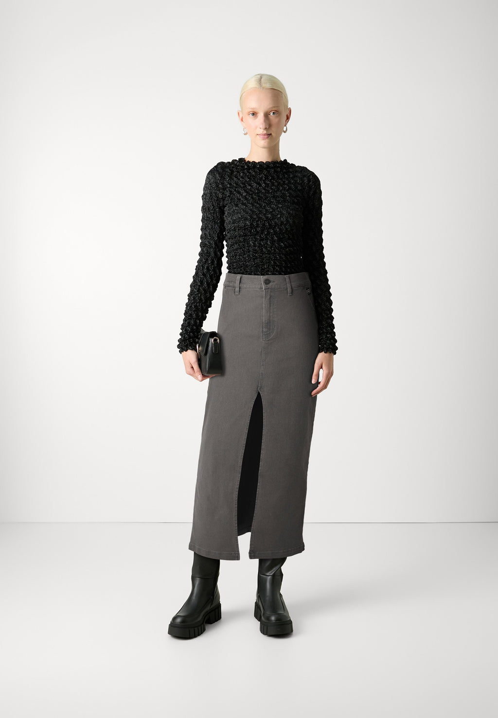 MIDI PENCIL SKIRT Media 2