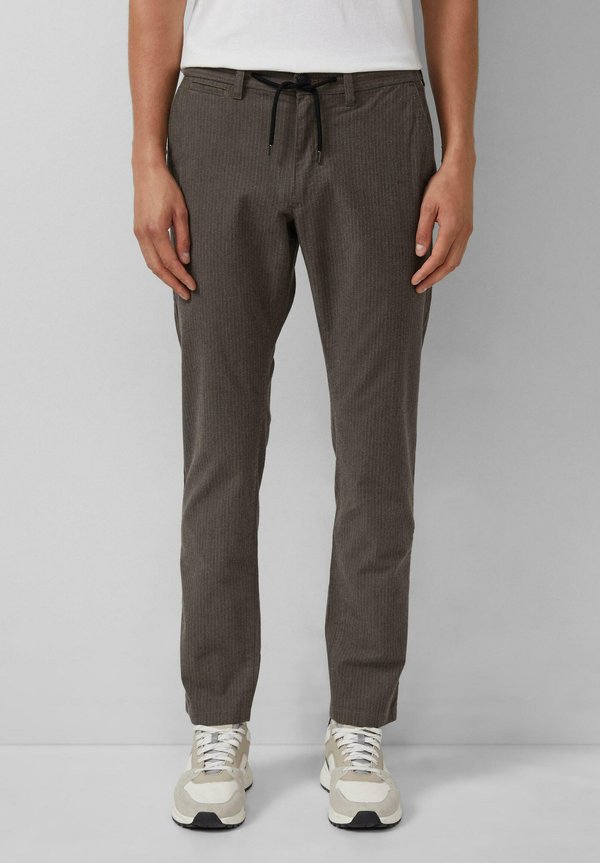 s.Oliver PHOENIX - Trousers - dunkelbraun