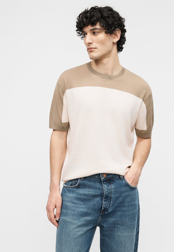 Armani Exchange