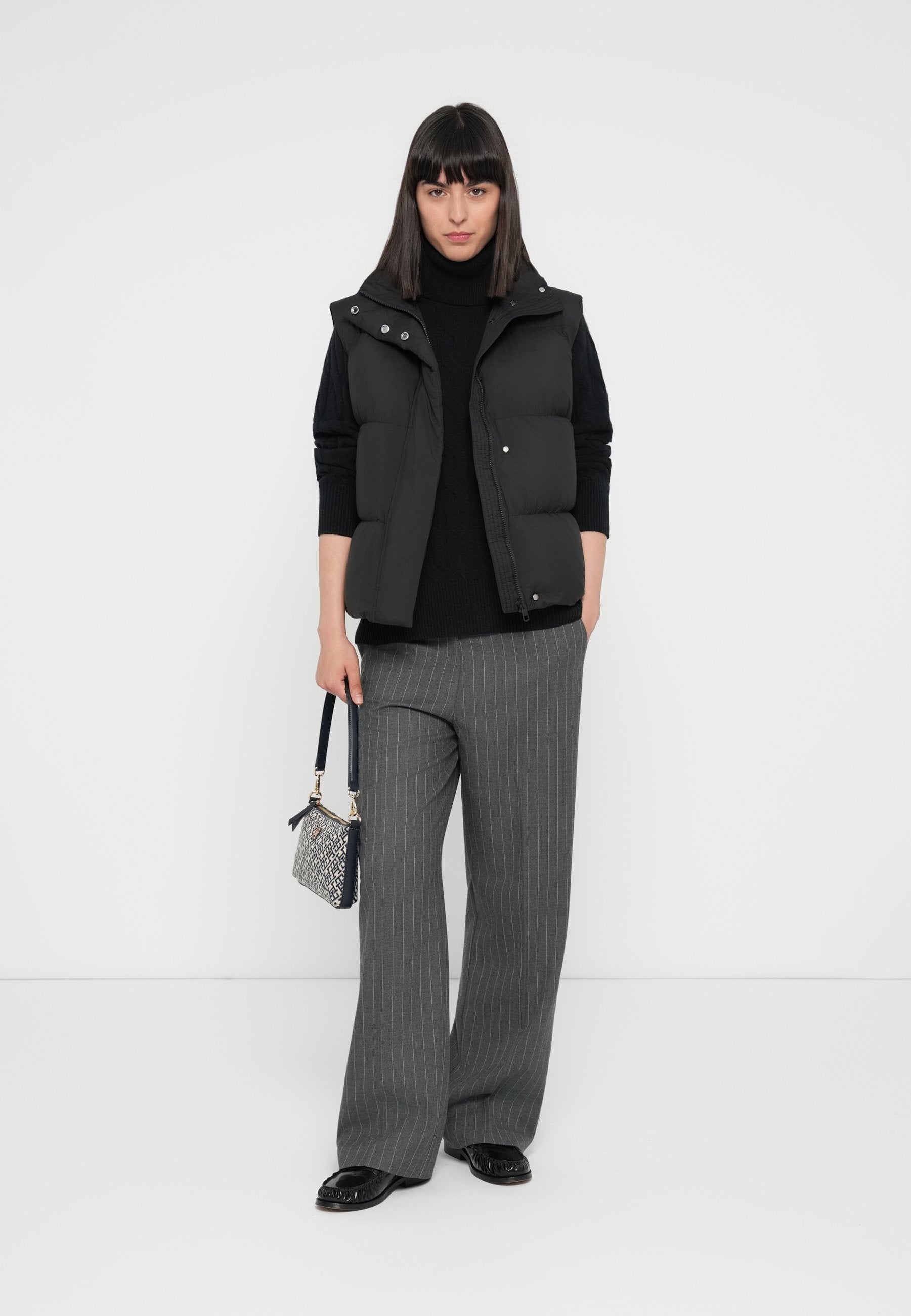 MODERN VEST Media 2