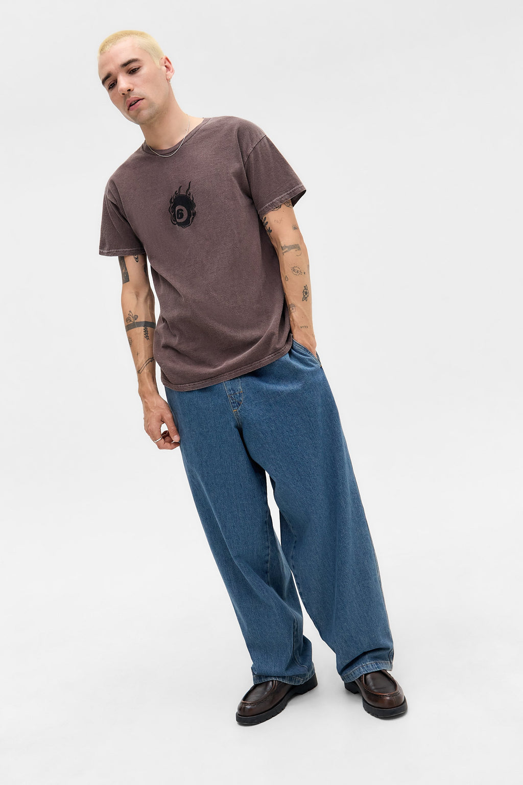 BDG Urban Outfitters BALL TEE