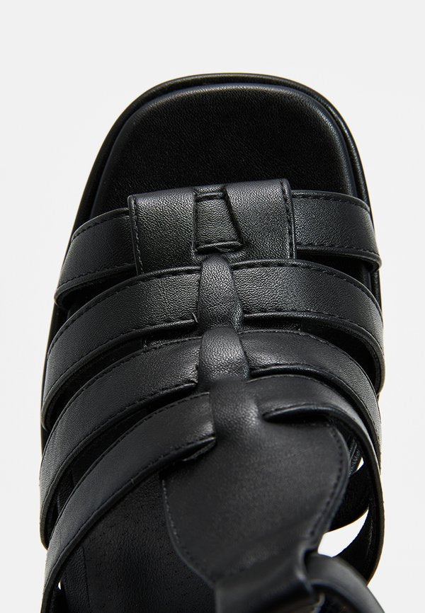 Koi Footwear