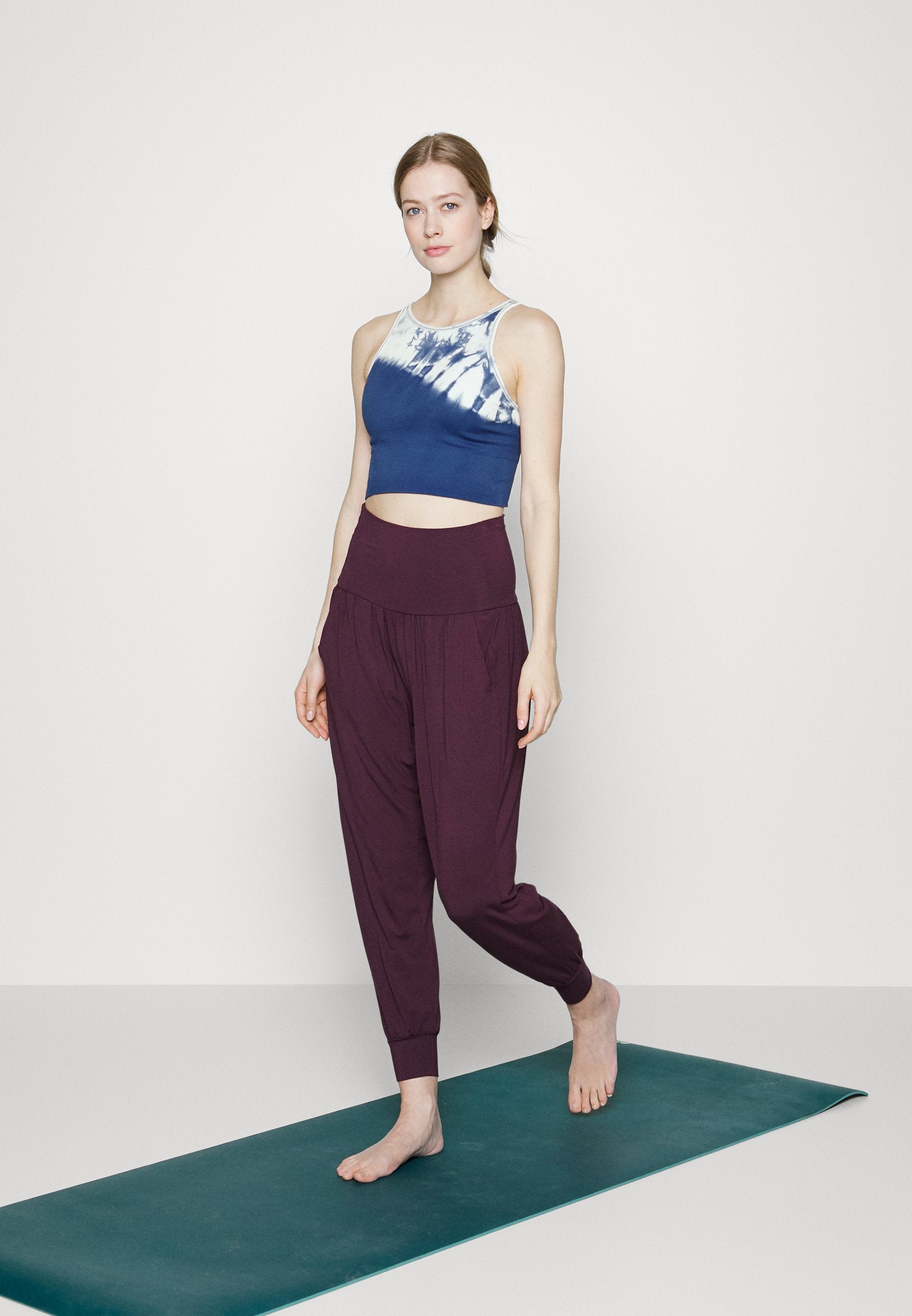Athleta AURORA HIGH NECK CROP TIE DYE TANK