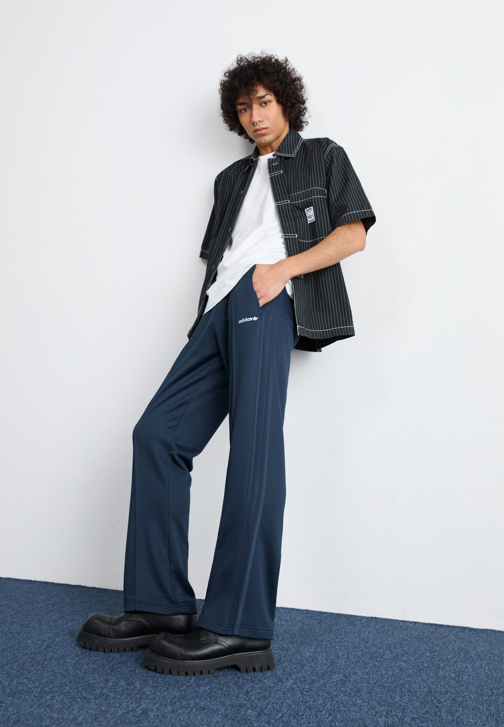 adidas Originals FLARE