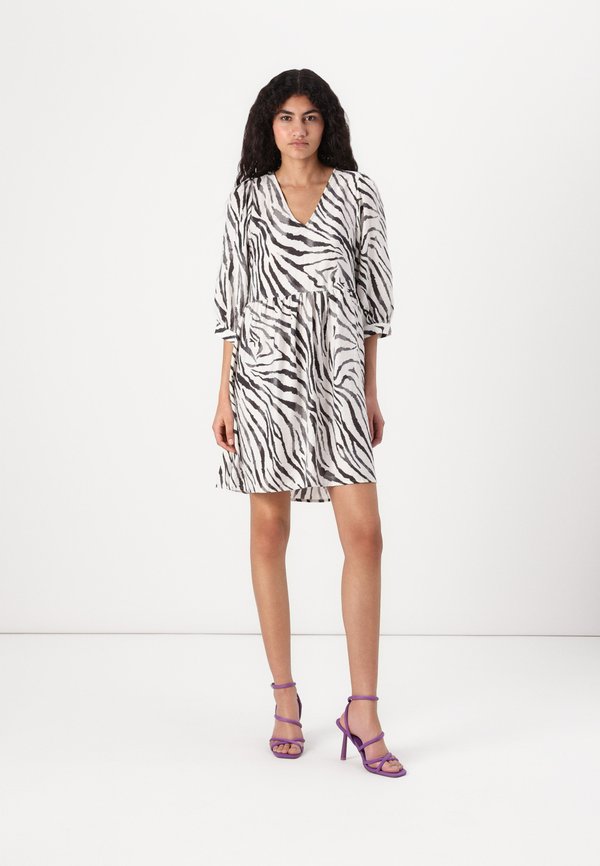 Vero Moda VMDORA DESY SHORT DRESS