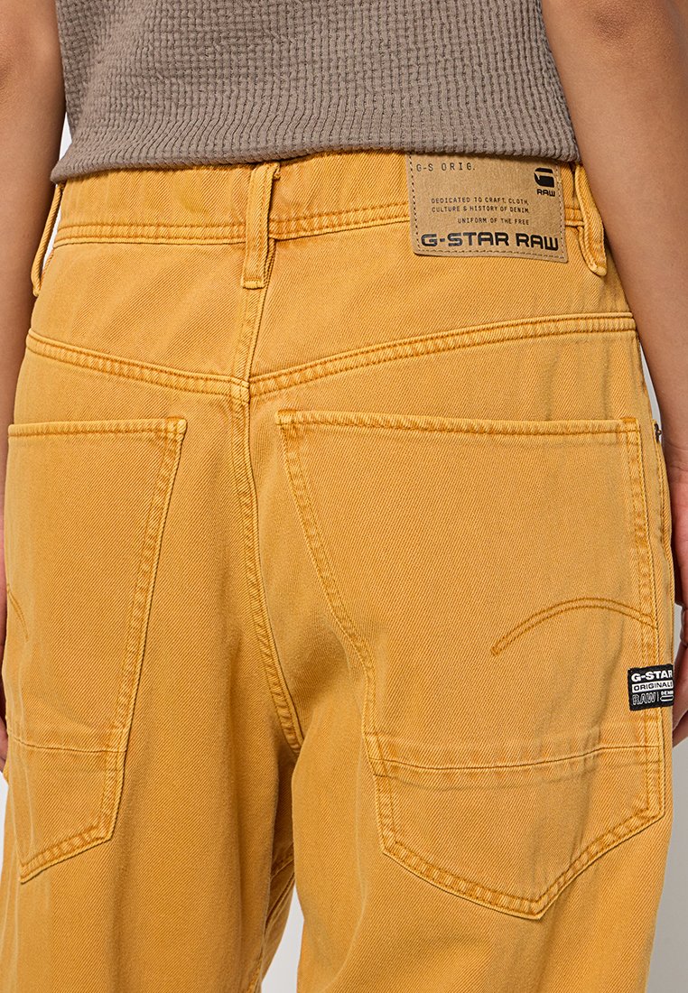 ARC LOOSE FIT Media 5
