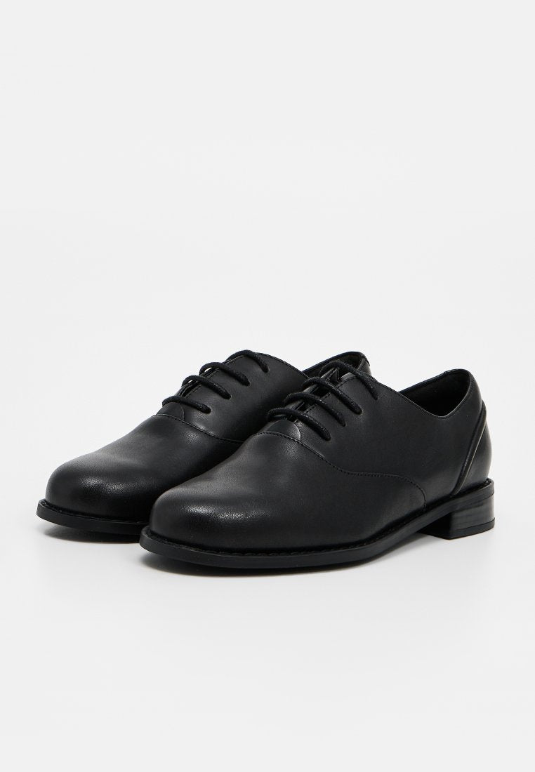 Clarks HANA