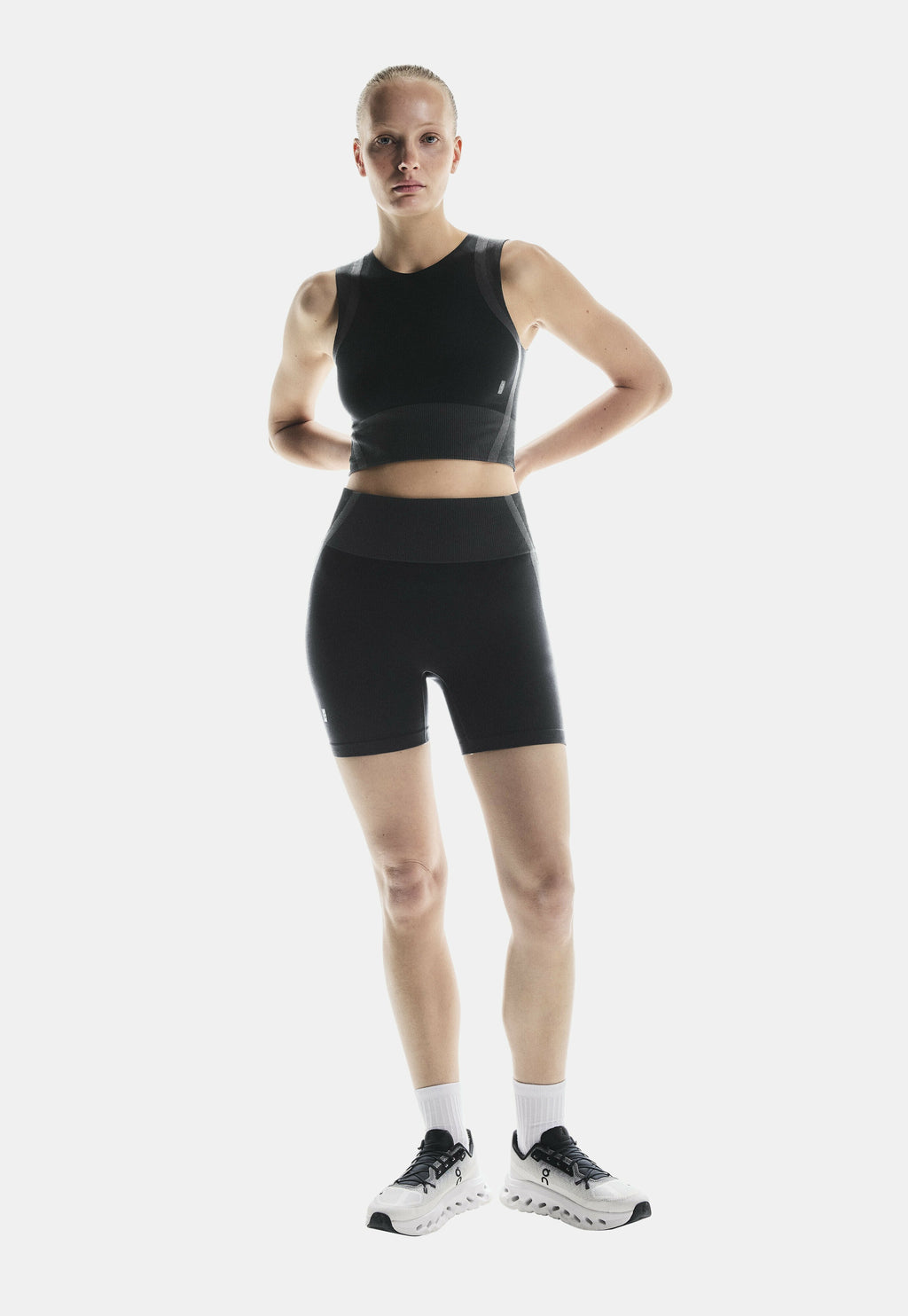 STUDIO KNIT SHORTS Media 1