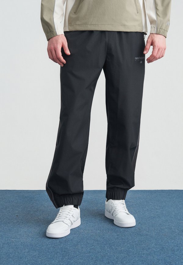 New Balance Tracksuit bottoms - truffle salt/white/afterglow