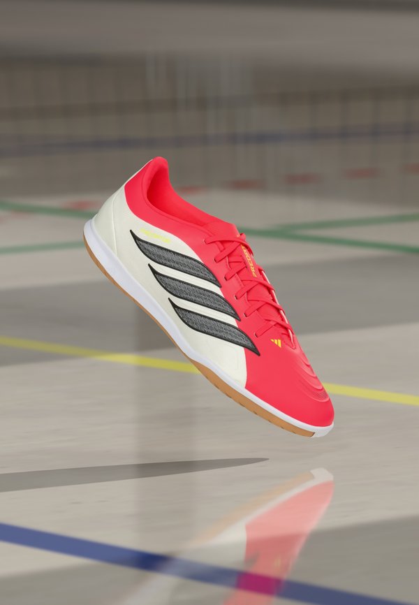 adidas Performance PREDATOR CLUB SALA