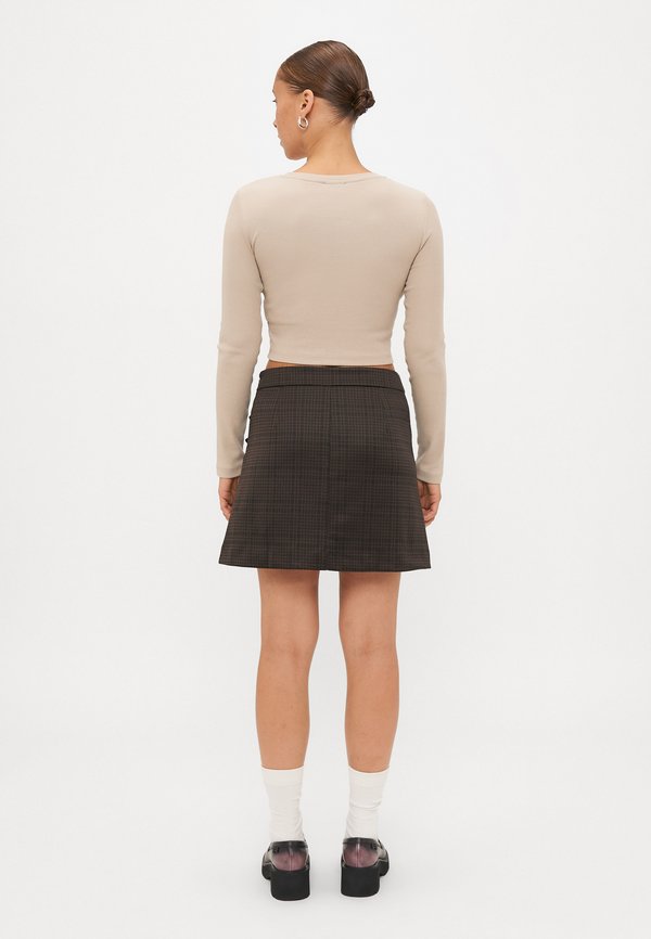 Vero Moda Petite VMHENNESY SHORT SKIRT