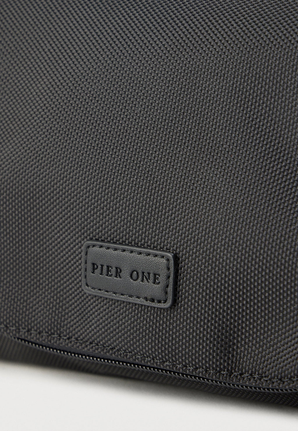 Pier One UNISEX