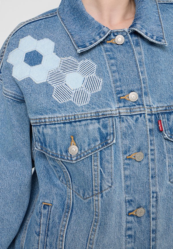 Levi's®