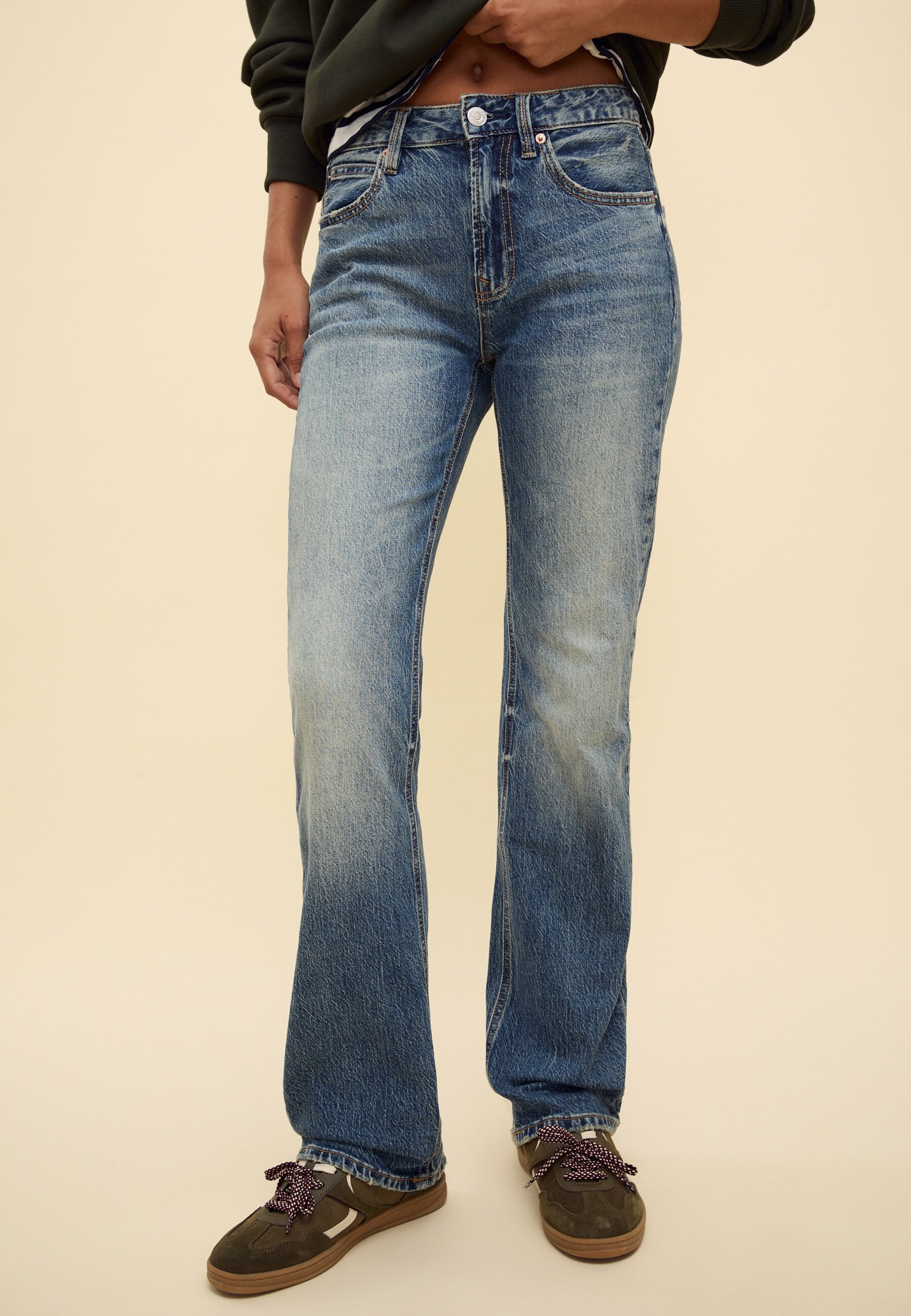Stradivarius D98 STRAIGHT VINTAGE JEANS 01499499