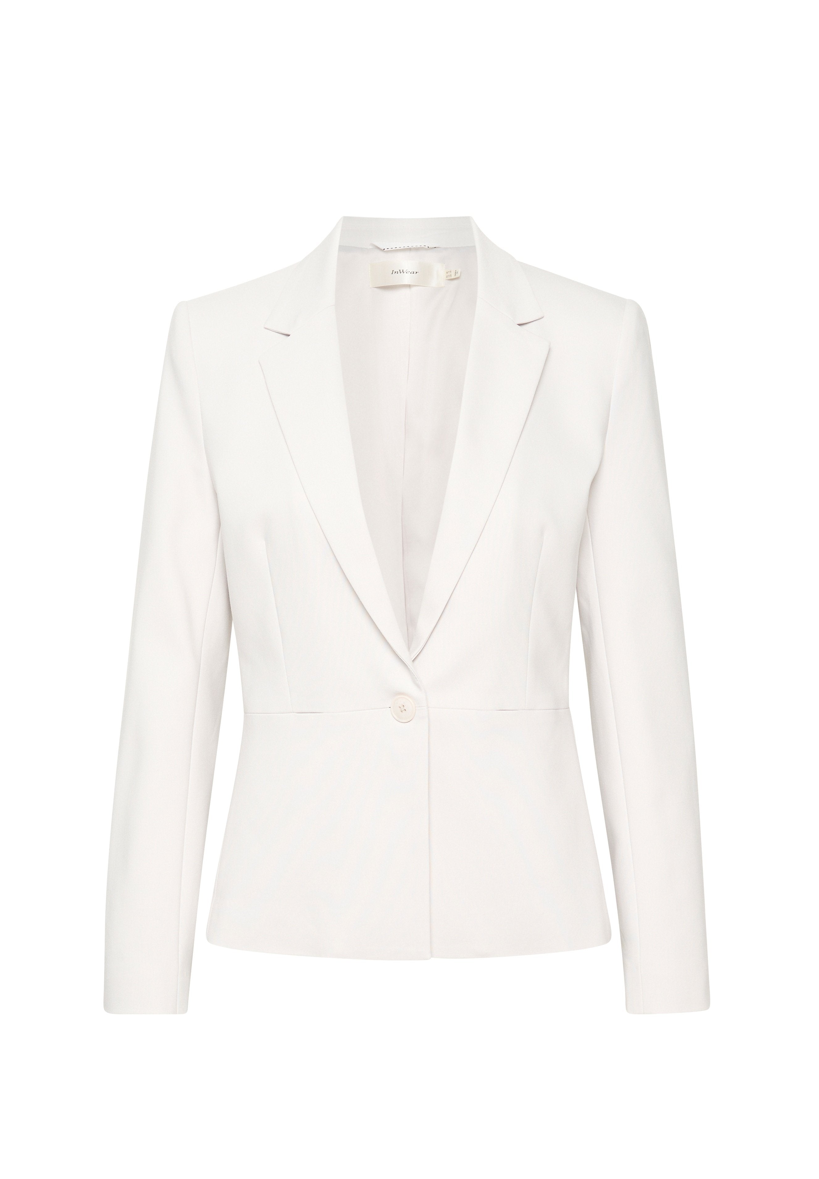 Weißer Blazer mit strukturiertem Schnitt, taillierten Revers, Ein-Knopf-Verschluss und langen Ärmeln; glatte Textur und klare Linien.