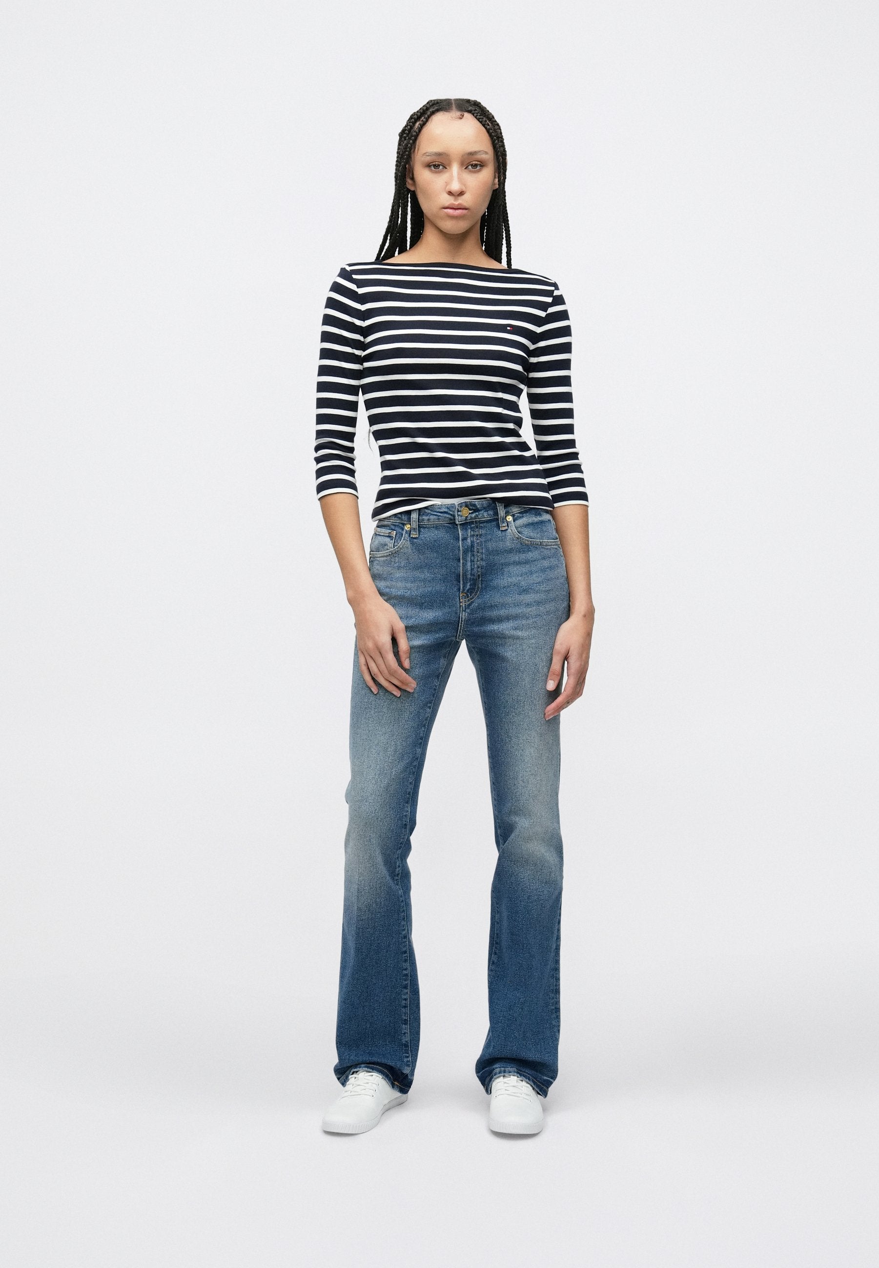 HERITAGE WHISKERED MID RISE BOOTCUT JEANS Media 2