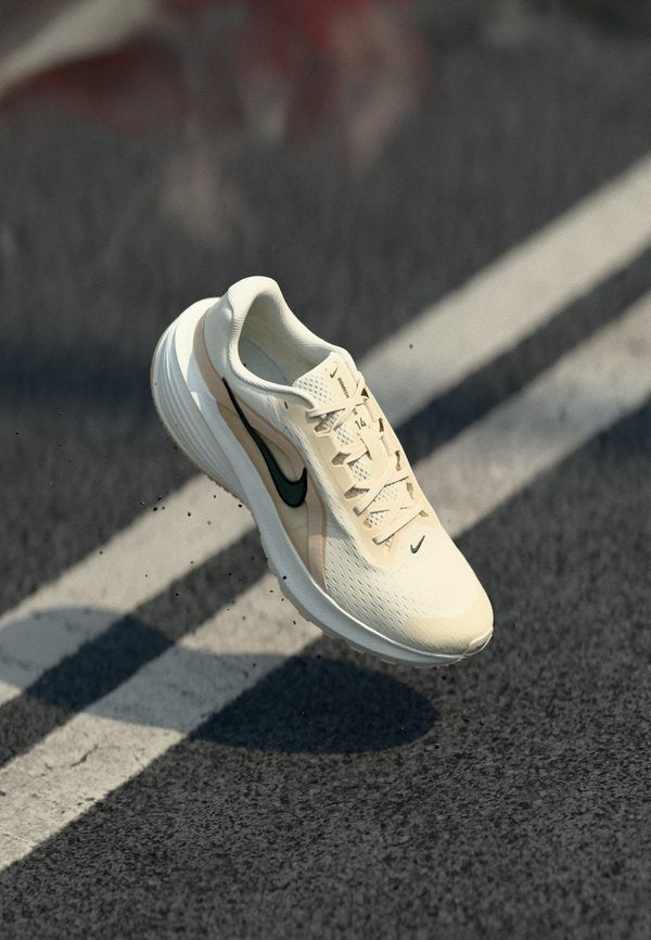 Nike Performance NIKE DOWNSHIFTER 14 - Road running shoes - pale ivory/black spruce/black/sail/sanddrift