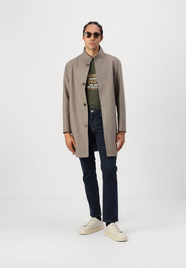 Jack & Jones PREMIUM Regular fit JJICLARK JJEVAN CJ 698 NOOS