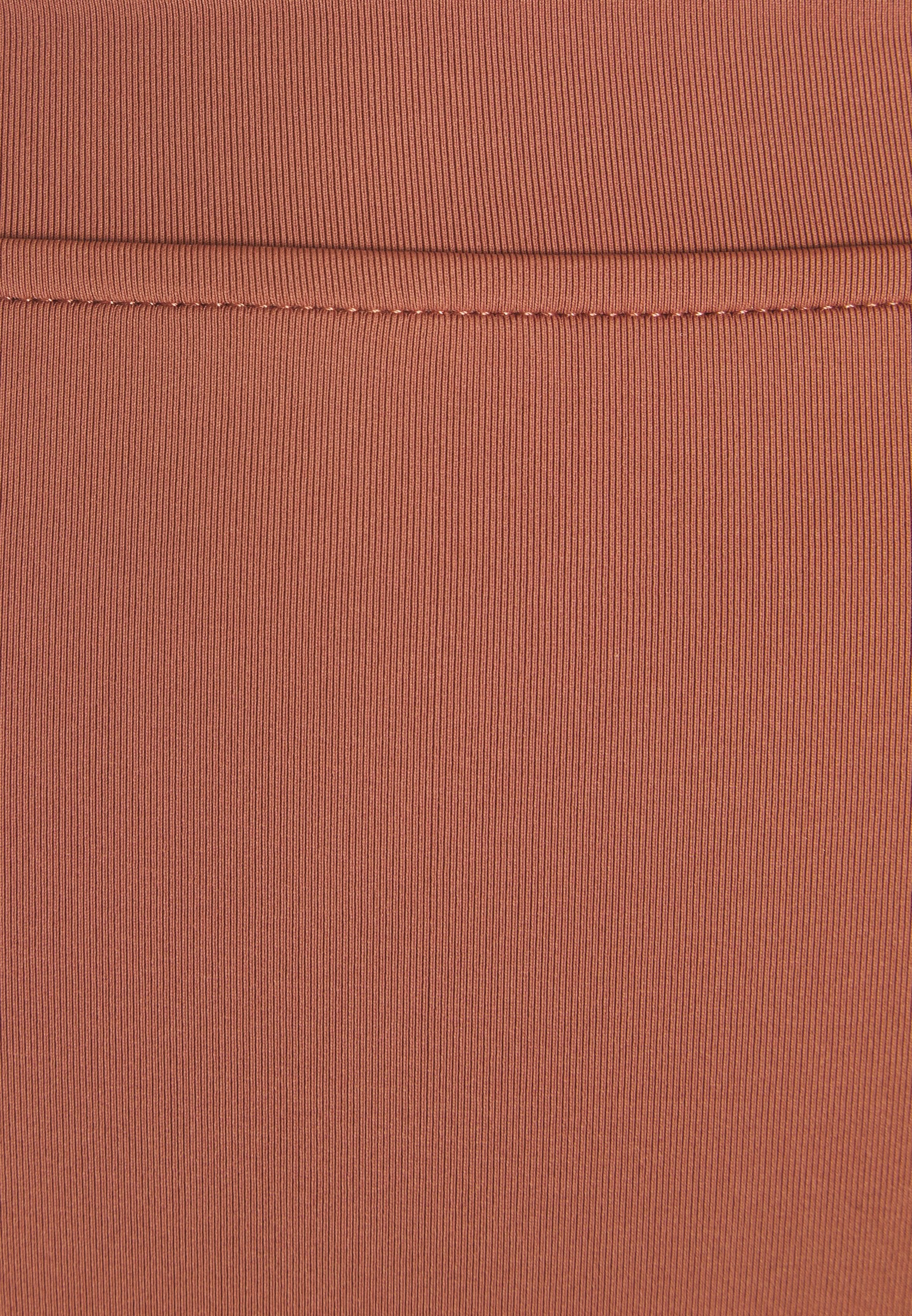 HIGH RISE PANT Media 3